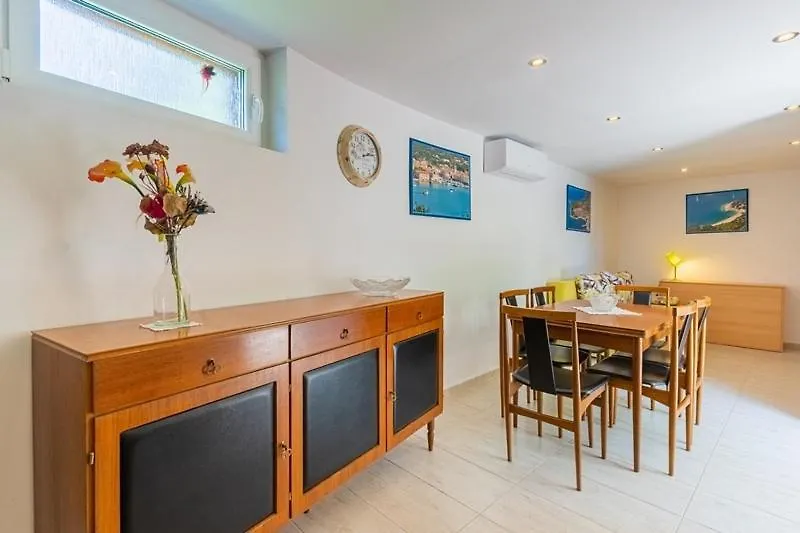 Studio Apartment In Cres With Terrace, Air Condition, Wifi, 5205-3 Croatia