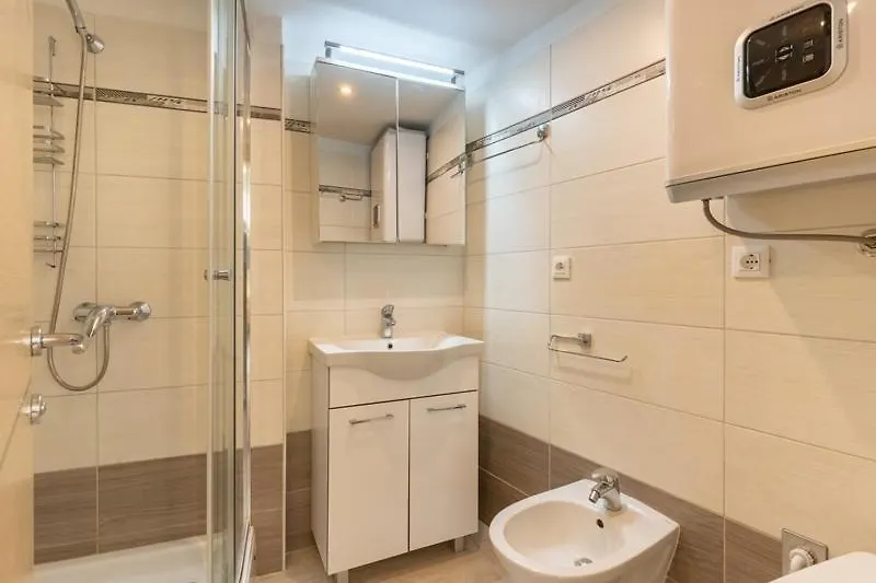 Studio Apartment In Cres With Terrace, Air Condition, Wifi, 5205-3