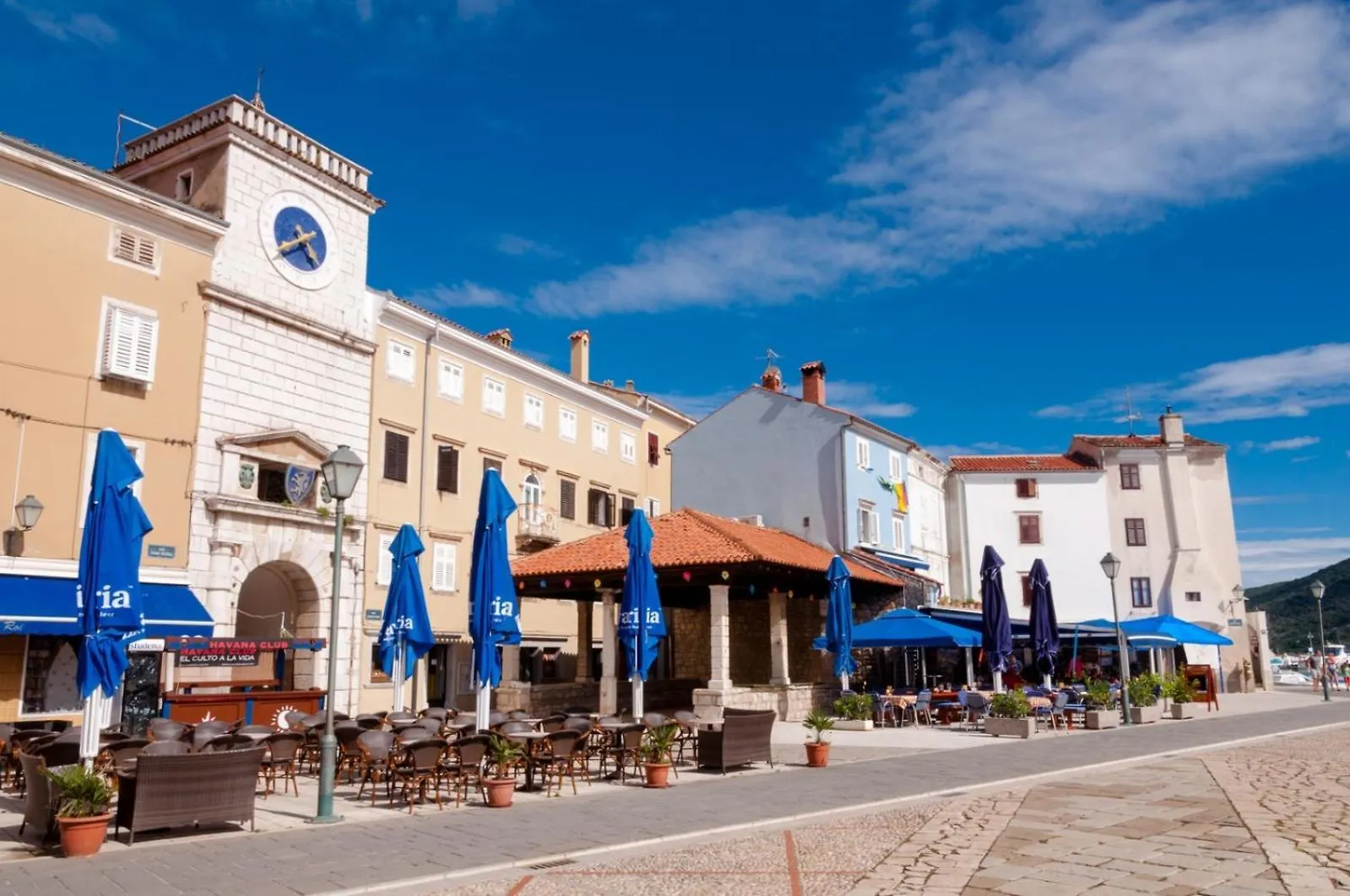Studio Apartment In Cres With Terrace, Air Condition, Wifi, 5205-3
